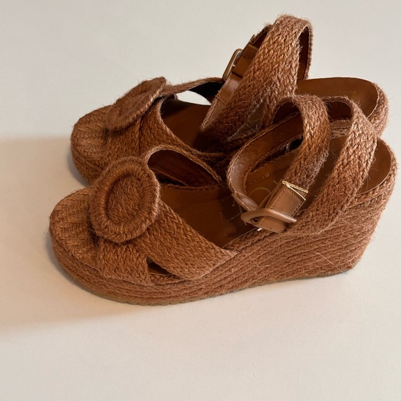Matisse Kai Platform Wedges in Honey Color - Picture 5 of 11